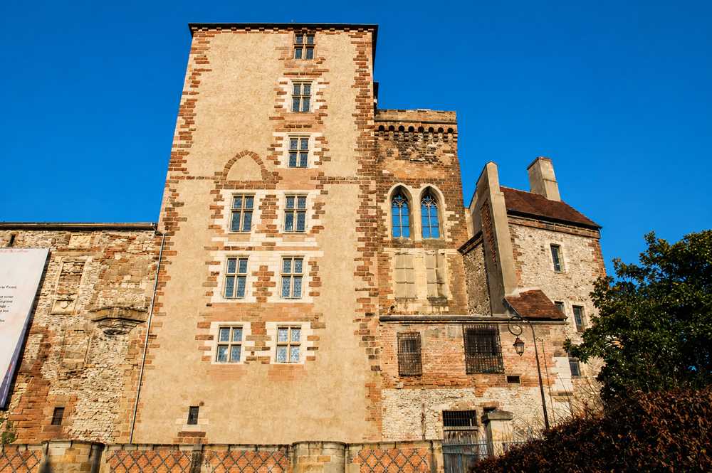 Maisons à colombages dans la vieille ville médiévale